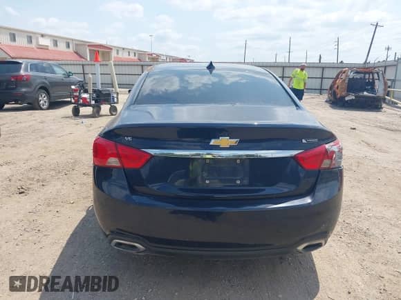 2018 Chevrolet Impala Premier с VIN 2G1125S39J9114050, выставлен на аукционе IAAI как лот 43143295 с пробегом 75 241 миль миль и . История ставок и продаж доступна на DreamBid. Изображение 17.
