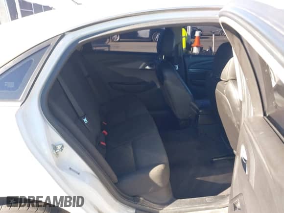 2015 Chevrolet Caprice Police Police с VIN 6G3NS5U30FL132672, выставлен на аукционе IAAI как лот 41435425 с пробегом 164 928 миль миль и . История ставок и продаж доступна на DreamBid. Изображение 8.