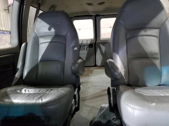 2005 Ford Econoline Cargo с VIN 1FMNE31L75HA42882, выставлен на аукционе Copart как лот 44793765 с пробегом 112 191 миль миль и Списание • Salvage title. История ставок и продаж доступна на DreamBid. Изображение 10.