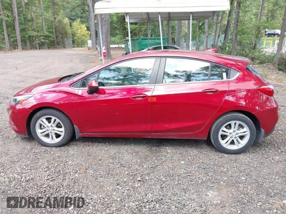 2018 Chevrolet Cruze LT с VIN 3G1BE6SM1JS651198, выставлен на аукционе IAAI как лот 43352597 с пробегом 37 451 миль миль и . История ставок и продаж доступна на DreamBid. Изображение 14.