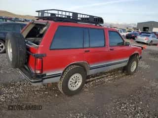 1993 Chevrolet Blazer с VIN 1GNDT13WXP2192144, выставлен на аукционе Copart как лот 86633684 с пробегом Не указан миль и Списание • Salvage title. История ставок и продаж доступна на DreamBid. Изображение 3.