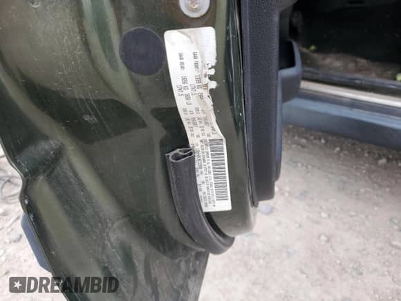 2008 Jeep Commander Sport z VIN 1J8HG48K18C153890, wystawiony jako Copart lot #53191825 z przebiegiem 208 419 mil mil oraz Czysty tytuł • Clean title. Historia ofert i sprzedaży dostępna na DreamBid. Obrazek 12.