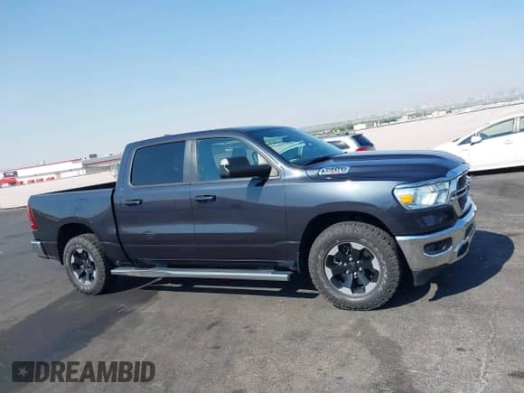 2021 Ram 1500 Big Horn z VIN 1C6RREFM9MN712074, wystawiony jako IAAI lot #42960665 z przebiegiem 44 477 mil mil oraz . Historia ofert i sprzedaży dostępna na DreamBid. Obrazek 13.