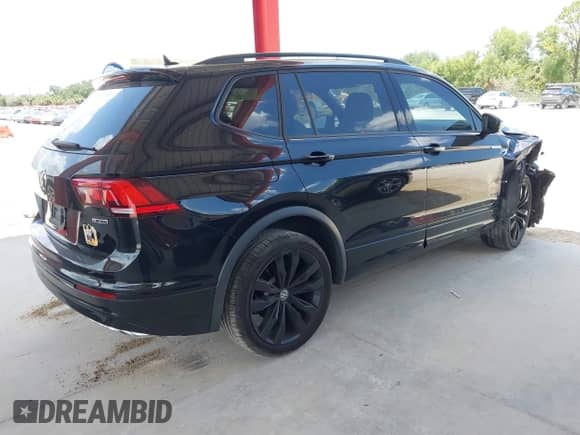 2021 Volkswagen Tiguan SE с VIN 3VV2B7AX8MM049507, выставлен на аукционе IAAI как лот 42864089 с пробегом 34 222 миль миль и . История ставок и продаж доступна на DreamBid. Изображение 4.