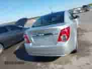 2015 Chevrolet Sonic LT с VIN 1G1JC5SB3F4162903, выставлен на аукционе IAAI как лот 43072956 с пробегом 70 819 миль миль и . История ставок и продаж доступна на DreamBid. Изображение 16.