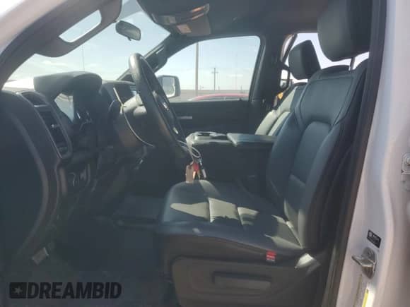 2023 Ram 1500 Tradesman с VIN 1C6SRFGT3PN628401, выставлен на аукционе Copart как лот 51892304 с пробегом 1 519 миль миль и Чистый • Clean title. История ставок и продаж доступна на DreamBid. Изображение 7.