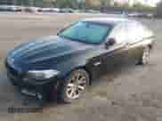 2015 BMW 5 Series 528i xDrive z VIN WBA5A7C51FD627226, wystawiony jako IAAI lot #43389818 z przebiegiem Nie podano mil oraz . Historia ofert i sprzedaży dostępna na DreamBid. Obrazek 17.