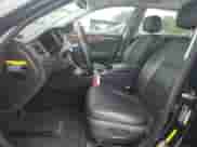 2015 Hyundai Equus Signature с VIN KMHGH4JH6FU098564, выставлен на аукционе Copart как лот 60137525 с пробегом 130 144 миль миль и Списание • Salvage title. История ставок и продаж доступна на DreamBid. Изображение 7.