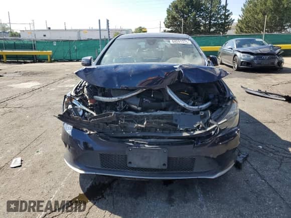 2018 Mercedes-Benz CLA 250 with VIN WDDSJ4GB2JN691787, listed as a Copart auction lot 84241375 with 92,551 mi miles and Clean title. Bid and sale history available at DreamBid. Image 5.