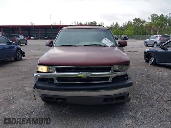 2001 Chevrolet Tahoe LS with VIN 1GNEC13TX1J205658, listed as a IAAI auction lot 42363087 with 288,059 mi miles and . Bid and sale history available at DreamBid. Image 12.