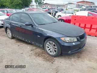 2006 BMW 3 Series 325xi with VIN WBAVD13556KV07302, listed as a IAAI auction lot 42697964 with 187,451 mi miles and . Bid and sale history available at DreamBid. Image 1.