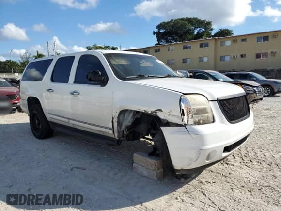 2011 Chevrolet Suburban with VIN 1GNWK5EG0BR121950, listed as a Copart auction lot 82678394 with 154,952 mi miles and Salvage title. Bid and sale history available at DreamBid. Image 4.