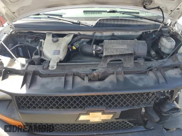 2011 Chevrolet Express Cargo с VIN 1GCSGAFX7B1126898, выставлен на аукционе Copart как лот 54710165 с пробегом 161 073 миль миль и Списание • Salvage title. История ставок и продаж доступна на DreamBid. Изображение 12.