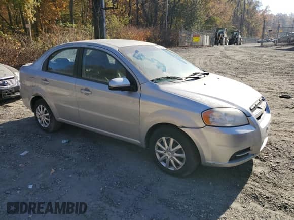 2010 Chevrolet Aveo 1LT z VIN KL1TD5DE7AB124994, wystawiony jako Copart lot #78867364 z przebiegiem Nie podano mil oraz Szkoda całkowita • Salvage title. Historia ofert i sprzedaży dostępna na DreamBid. Obrazek 4.