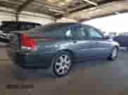 2005 Volvo S60 с VIN YV1RS592952428884, выставлен на аукционе Copart как лот 64216895 с пробегом 118 097 миль миль и Списание • Salvage title. История ставок и продаж доступна на DreamBid. Изображение 3.