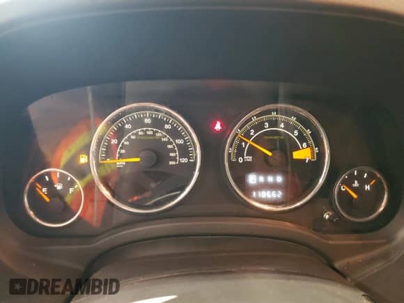 2015 Jeep Compass High Altitude с VIN 1C4NJDEB4FD426683, выставлен на аукционе Copart как лот 66162655 с пробегом 118 662 миль миль и На запчасти • Non repairable. История ставок и продаж доступна на DreamBid. Изображение 9.