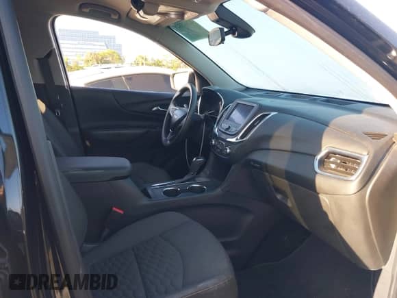 2021 Chevrolet Equinox LT с VIN 3GNAXJEV8ML393790, выставлен на аукционе IAAI как лот 42613329 с пробегом 39 810 миль миль и . История ставок и продаж доступна на DreamBid. Изображение 5.