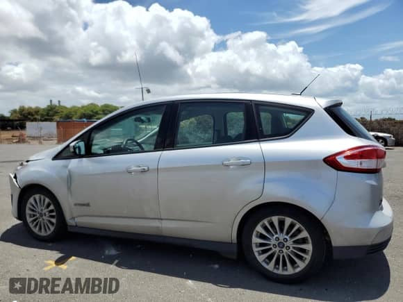 2017 Ford C-Max SE with VIN 1FADP5AU0HL103270, listed as a Copart auction lot 65756125 with 109,855 mi miles and Salvage title. Bid and sale history available at DreamBid. Image 2.