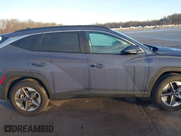 2025 Hyundai Tucson SEL Convenience с VIN 5NMJCCDE3SH450571, выставлен на аукционе IAAI как лот 41114590 с пробегом 3 692 миль миль и . История ставок и продаж доступна на DreamBid. Изображение 14.