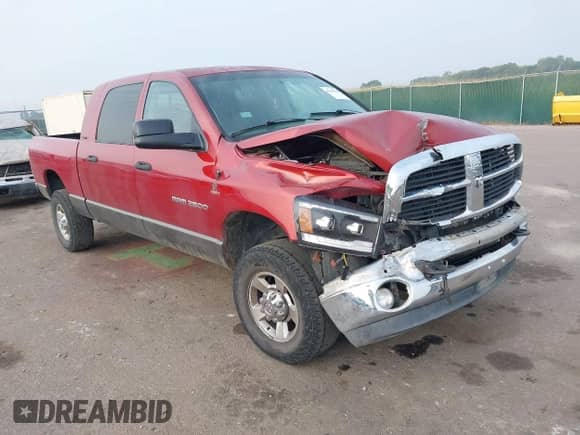 2006 Dodge 2500 SLT with VIN 3D7KS29C86G155174, listed as a IAAI auction lot 43147560 with 201,574 mi miles and . Bid and sale history available at DreamBid. Image 1.