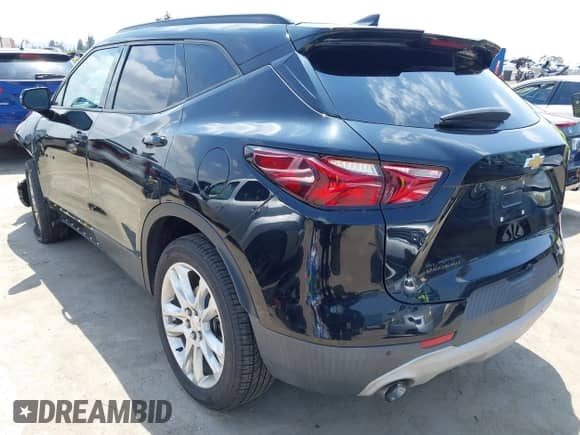 2020 Chevrolet Blazer LT with VIN 3GNKBDRS4LS587189, listed as a IAAI auction lot 42135069 with 66,055 mi miles and . Bid and sale history available at DreamBid. Image 3.