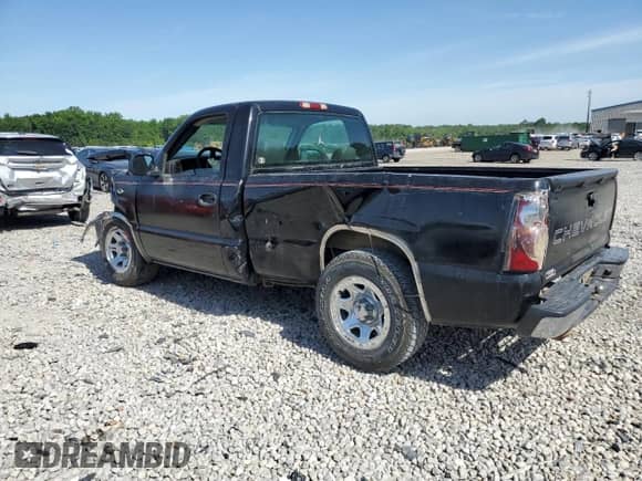 2005 Chevrolet Silverado 1500 Work Truck z VIN 1GCEC14V85Z138574, wystawiony jako Copart lot #59413614 z przebiegiem Nie podano mil oraz Szkoda całkowita • Salvage title. Historia ofert i sprzedaży dostępna na DreamBid. Obrazek 2.