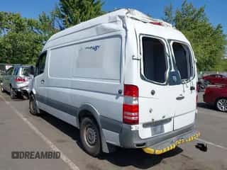2008 Dodge Sprinter с VIN WD0PE745685281306, выставлен на аукционе IAAI как лот 43099415 с пробегом 146 100 миль миль и . История ставок и продаж доступна на DreamBid. Изображение 3.