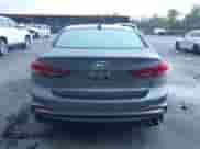 2018 Hyundai Elantra Sport с VIN KMHD04LB2JU529042, выставлен на аукционе IAAI как лот 43326405 с пробегом 63 384 миль миль и . История ставок и продаж доступна на DreamBid. Изображение 17.
