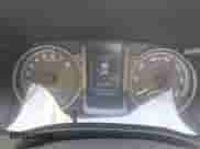 2019 Toyota Tacoma SR5 с VIN 3TMAZ5CN3KM104450, выставлен на аукционе IAAI как лот 43054667 с пробегом 124 554 миль миль и . История ставок и продаж доступна на DreamBid. Изображение 7.