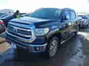 2017 Toyota Tundra Platinum с VIN 5TFAY5F16HX658385, выставлен на аукционе IAAI как лот 41384587 с пробегом 43 189 миль миль и . История ставок и продаж доступна на DreamBid. Изображение 17.