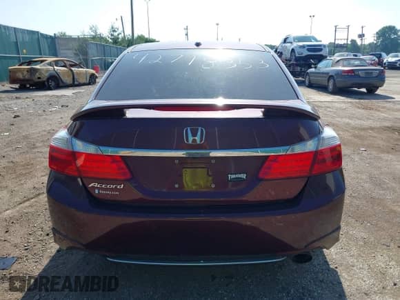 2013 Honda Accord EX-L z VIN 1HGCR2F81DA029598, wystawiony jako IAAI lot #42718353 z przebiegiem 220 720 mil mil oraz . Historia ofert i sprzedaży dostępna na DreamBid. Obrazek 16.