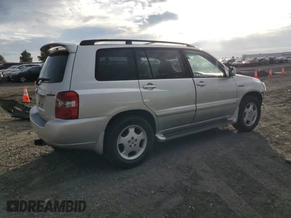 2004 Toyota Highlander Limited с VIN JTEEP21A540031914, выставлен на аукционе Copart как лот 82599965 с пробегом 123 892 миль миль и Списание • Salvage title. История ставок и продаж доступна на DreamBid. Изображение 3.