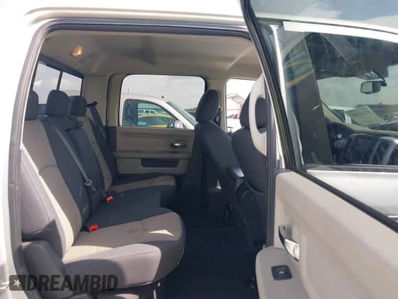2010 Dodge 2500 SLT z VIN 3D7TT2CT9AG166493, wystawiony jako IAAI lot #42642589 z przebiegiem 108 826 mil mil oraz . Historia ofert i sprzedaży dostępna na DreamBid. Obrazek 8.