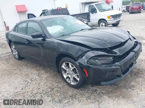 2016 Dodge Charger SE z VIN 2C3CDXFG4GH294267, wystawiony jako IAAI lot #41887393 z przebiegiem 117 649 mil mil oraz . Historia ofert i sprzedaży dostępna na DreamBid. Obrazek 1.