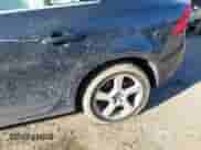 2013 Volvo S60 T5 с VIN YV1612FH3D2204716, выставлен на аукционе IAAI как лот 41002775 с пробегом 105 916 миль миль и . История ставок и продаж доступна на DreamBid. Изображение 12.