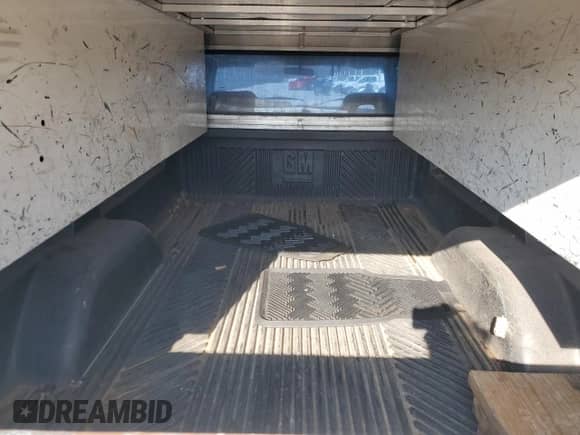 1994 GMC Sierra 1500 z VIN 1GTEC14H2RE555468, wystawiony jako Copart lot #63652015 z przebiegiem 195 188 mil mil oraz Szkoda całkowita • Salvage title. Historia ofert i sprzedaży dostępna na DreamBid. Obrazek 10.