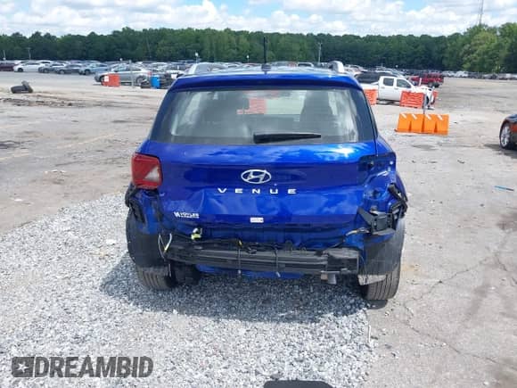 2024 Hyundai Venue SEL z VIN KMHRC8A30RU295964, wystawiony jako IAAI lot #42670991 z przebiegiem 10 728 mil mil oraz . Historia ofert i sprzedaży dostępna na DreamBid. Obrazek 17.