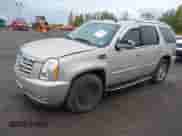 2009 Cadillac Escalade with VIN 1GYFK23249R114664, listed as a IAAI auction lot 43380961 with 128,313 mi miles and . Bid and sale history available at DreamBid. Image 2.