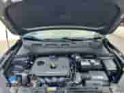 2018 Hyundai Kona SE z VIN KM8K1CAA7JU177889, wystawiony jako Copart lot #80007155 z przebiegiem 155 774 mil mil oraz Czysty tytuł • Clean title. Historia ofert i sprzedaży dostępna na DreamBid. Obrazek 7.