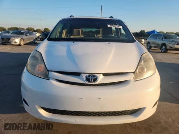 2008 Toyota Sienna LE с VIN 5TDZK23C68S159035, выставлен на аукционе Copart как лот 85087395 с пробегом 302 483 миль миль и Списание • Salvage title. История ставок и продаж доступна на DreamBid. Изображение 5.