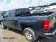 2019 Chevrolet Silverado 1500 LT z VIN 2GCVKPEC0K1106550, wystawiony jako IAAI lot #42768386 z przebiegiem 67 788 mil mil oraz . Historia ofert i sprzedaży dostępna na DreamBid. Obrazek 14.