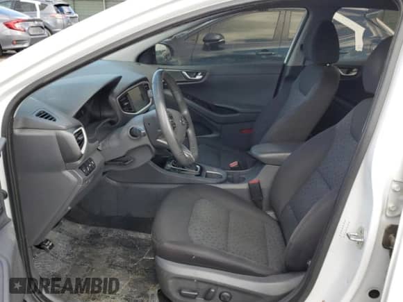 2017 Hyundai Ioniq SEL с VIN KMHC75LC6HU024055, выставлен на аукционе Copart как лот 39381404 с пробегом 188 799 миль миль и . История ставок и продаж доступна на DreamBid. Изображение 7.