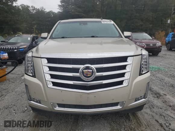 2015 Cadillac Escalade ESV Luxury с VIN 1GYS4HKJ0FR304929, выставлен на аукционе Copart как лот 82763135 с пробегом 126 893 миль миль и Чистый • Clean title. История ставок и продаж доступна на DreamBid. Изображение 5.