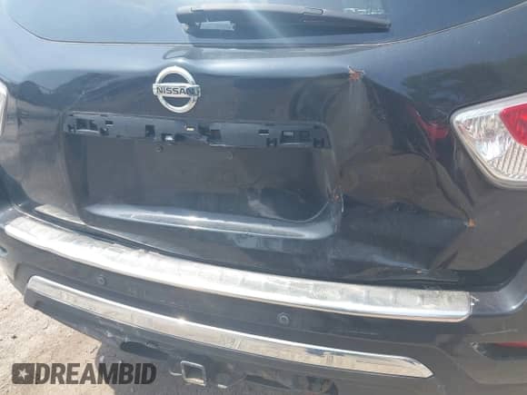 2016 Nissan Pathfinder Platinum with VIN 5N1AR2MM0GC633654, listed as a IAAI auction lot 42554306 with 113,919 mi miles and . Bid and sale history available at DreamBid. Image 6.