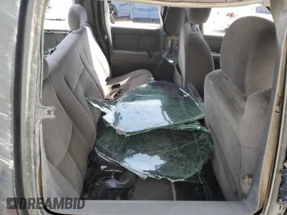 2005 GMC Sierra 1500 SLE с VIN 1GTEK19Z25Z210691, выставлен на аукционе Copart как лот 66387295 с пробегом Не указан миль и Списание • Salvage title. История ставок и продаж доступна на DreamBid. Изображение 10.