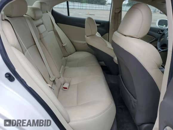 2010 Lexus IS 250 z VIN JTHCF5C22A2033284, wystawiony jako Copart lot #83934205 z przebiegiem 147 101 mil mil oraz Czysty tytuł • Clean title. Historia ofert i sprzedaży dostępna na DreamBid. Obrazek 10.