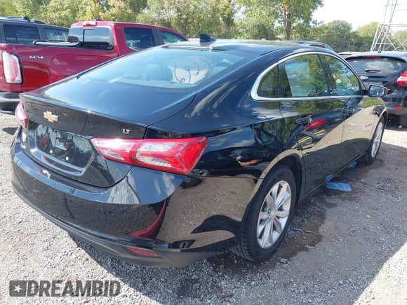 2019 Chevrolet Malibu LT with VIN 1G1ZD5ST0KF111575, listed as a IAAI auction lot 43192863 with 67,749 mi miles and . Bid and sale history available at DreamBid. Image 4.