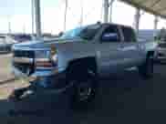 2017 Chevrolet Silverado 1500 LT с VIN 3GCPCRECXHG194539, выставлен на аукционе IAAI как лот 43294157 с пробегом 81 136 миль миль и . История ставок и продаж доступна на DreamBid. Изображение 2.