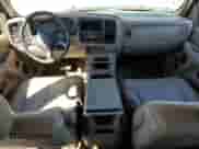 2002 Chevrolet Silverado 1500HD LT с VIN 1GCGK13U12F106955, выставлен на аукционе Copart как лот 71199304 с пробегом Не указан миль и Списание • Salvage title. История ставок и продаж доступна на DreamBid. Изображение 8.