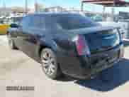 2014 Chrysler 300 S с VIN 2C3CCABG8EH380393, выставлен на аукционе IAAI как лот 42991624 с пробегом 110 308 миль миль и . История ставок и продаж доступна на DreamBid. Изображение 3.
